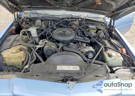 1988 Cadillac Brougham z USA, uszkodzony, nr VIN 1G6DW51YXJ9732816